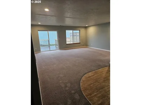 313 NW Gardner Street Sheridan OR 97378