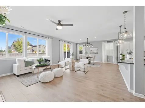 2035 35th Avenue Forest Grove OR 97116