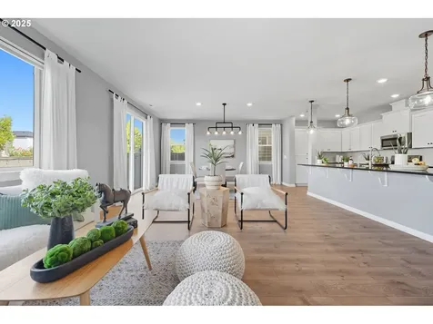 2035 35th Avenue Forest Grove OR 97116