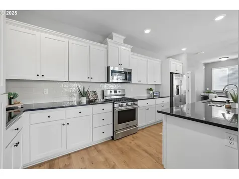 2035 35th Avenue Forest Grove OR 97116