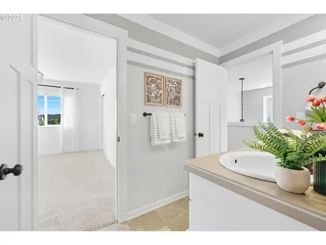 2035 35th Avenue Forest Grove OR 97116