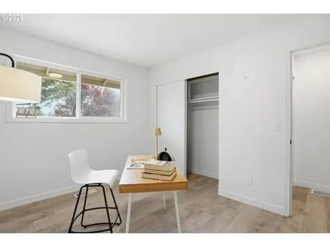 15904 SE Harrison Street Portland OR 97233
