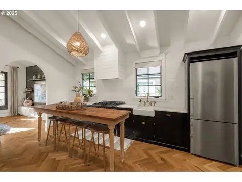 3144 NE 53rd Avenue Portland OR 97213
