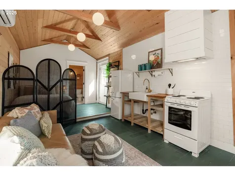 3144 NE 53rd Avenue Portland OR 97213
