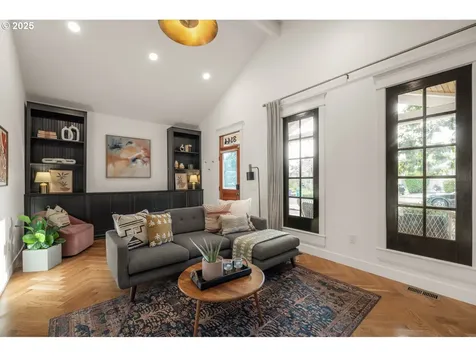 3144 NE 53rd Avenue Portland OR 97213