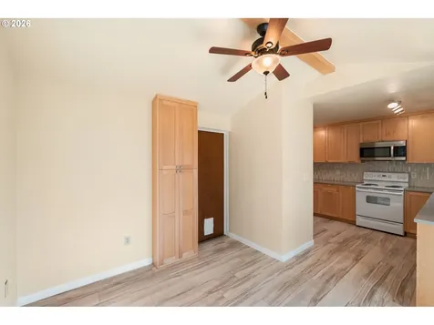 3215 E 30th Street Vancouver WA 98661