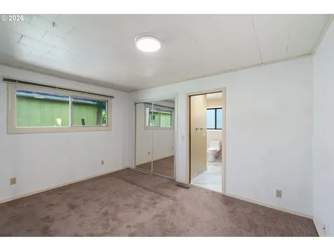 3215 E 30th Street Vancouver WA 98661