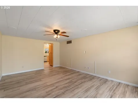 3215 E 30th Street Vancouver WA 98661