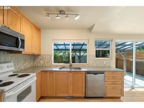 3215 E 30th Street Vancouver WA 98661