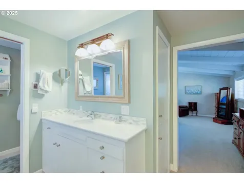 5100 SW Laurelwood Avenue Portland OR 97225