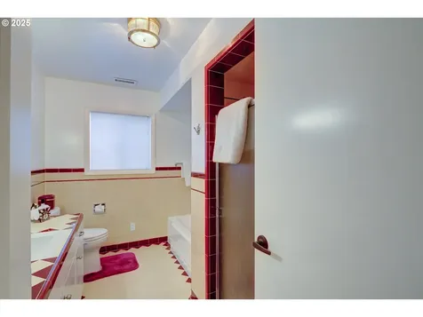 5100 SW Laurelwood Avenue Portland OR 97225