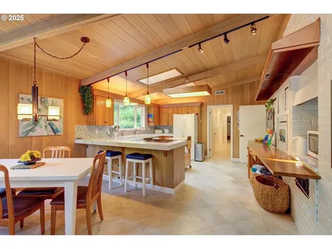 5100 SW Laurelwood Avenue Portland OR 97225