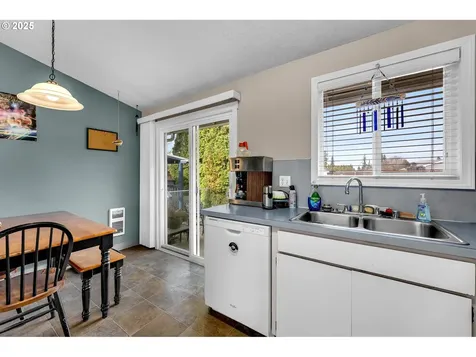 13114 NE 41st Street Vancouver WA 98682