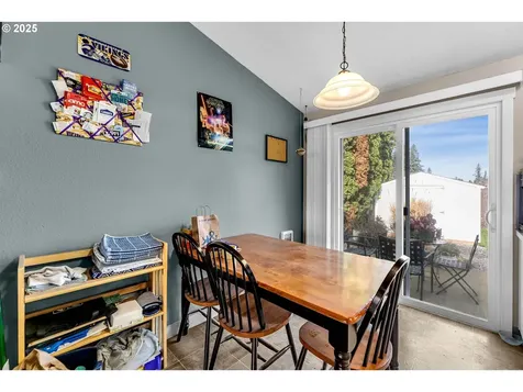 13114 NE 41st Street Vancouver WA 98682