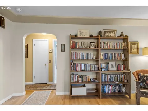 408 SW Chapman Street Sheridan OR 97378