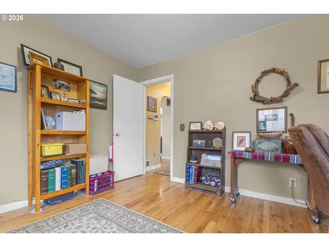 408 SW Chapman Street Sheridan OR 97378
