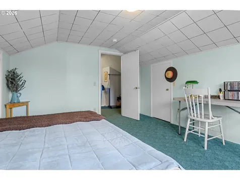 408 SW Chapman Street Sheridan OR 97378