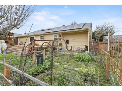 408 SW Chapman Street Sheridan OR 97378