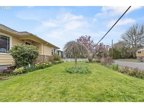 408 SW Chapman Street Sheridan OR 97378