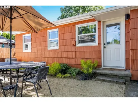 8817 N Wayland Avenue Portland OR 97203
