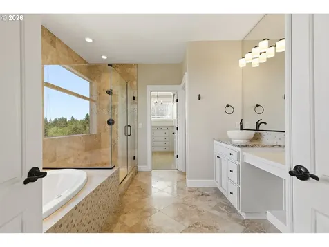 13904 NW 43rd Avenue Vancouver WA 98685