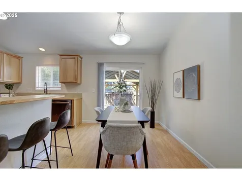 643 S 13th Avenue Cornelius OR 97113