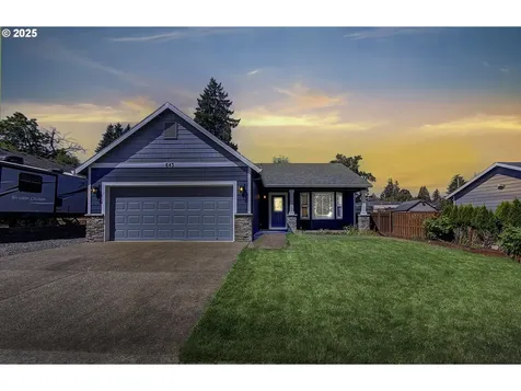 643 S 13th Avenue Cornelius OR 97113