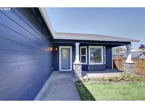 643 S 13th Avenue Cornelius OR 97113