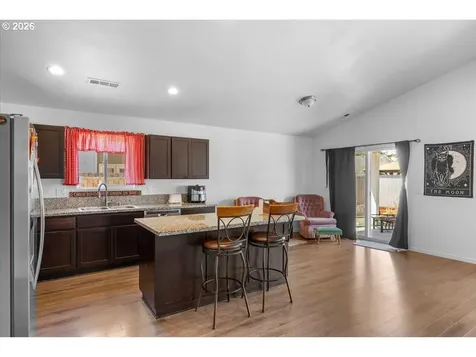 7843 Cadence Lane White City OR 97503