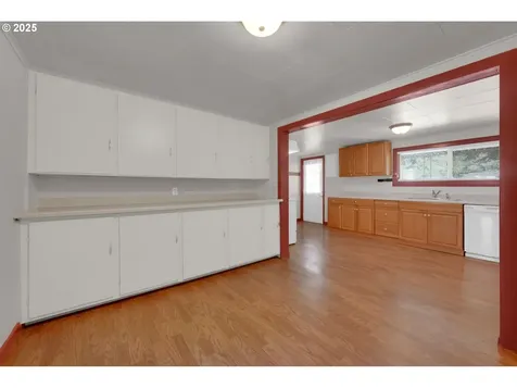47563 Union Street Oakridge OR 97463