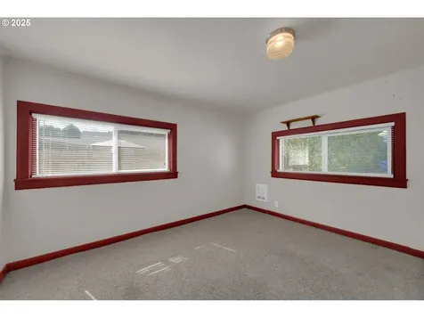 47563 Union Street Oakridge OR 97463