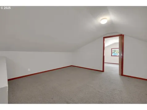 47563 Union Street Oakridge OR 97463