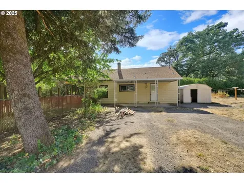 47563 Union Street Oakridge OR 97463