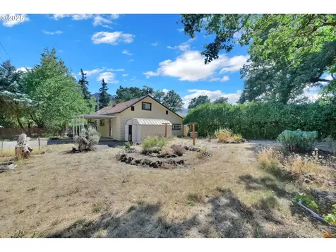 47563 Union Street Oakridge OR 97463