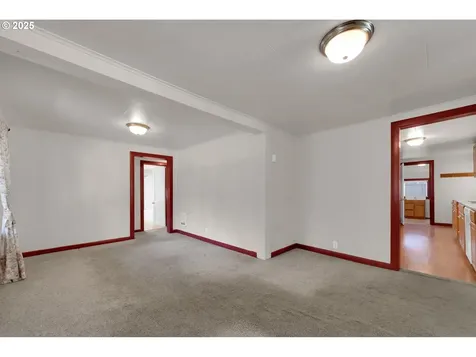 47563 Union Street Oakridge OR 97463