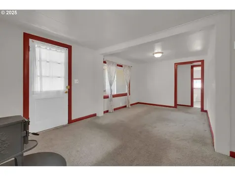47563 Union Street Oakridge OR 97463