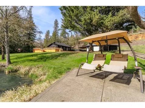 24990 Highway 62 Trail OR 97541