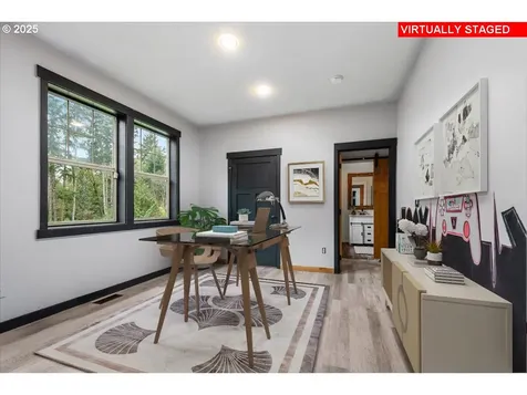 39577 SE Kitzmiller Road Eagle Creek OR 97022
