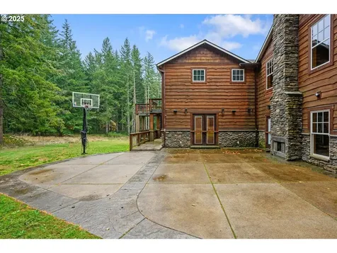 39577 SE Kitzmiller Road Eagle Creek OR 97022