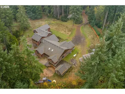 39577 SE Kitzmiller Road Eagle Creek OR 97022