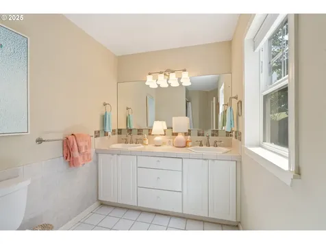 47165 Hill Crest Drive Neskowin OR 97149