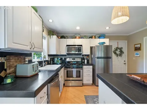 47165 Hill Crest Drive Neskowin OR 97149