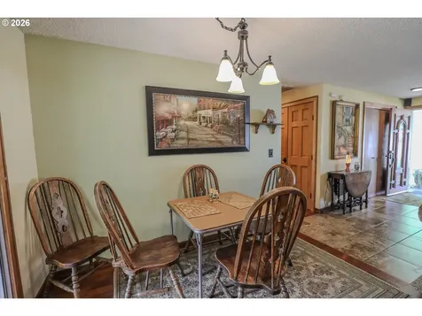 686 Murdock Drive Oakland OR 97462