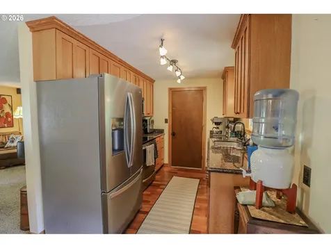 686 Murdock Drive Oakland OR 97462
