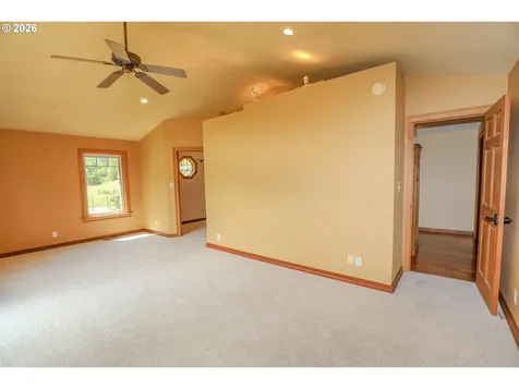 686 Murdock Drive Oakland OR 97462