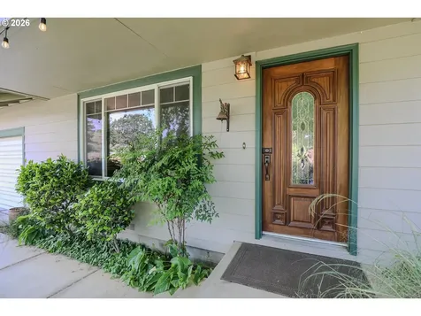 686 Murdock Drive Oakland OR 97462