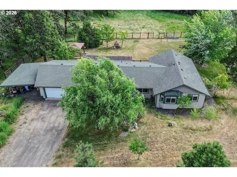 686 Murdock Drive Oakland OR 97462