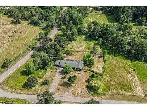 686 Murdock Drive Oakland OR 97462