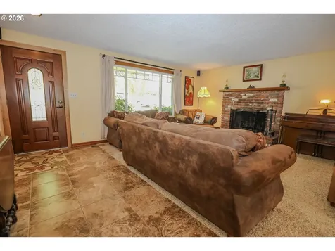 686 Murdock Drive Oakland OR 97462