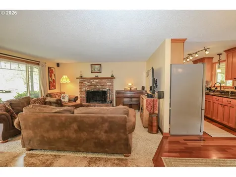686 Murdock Drive Oakland OR 97462